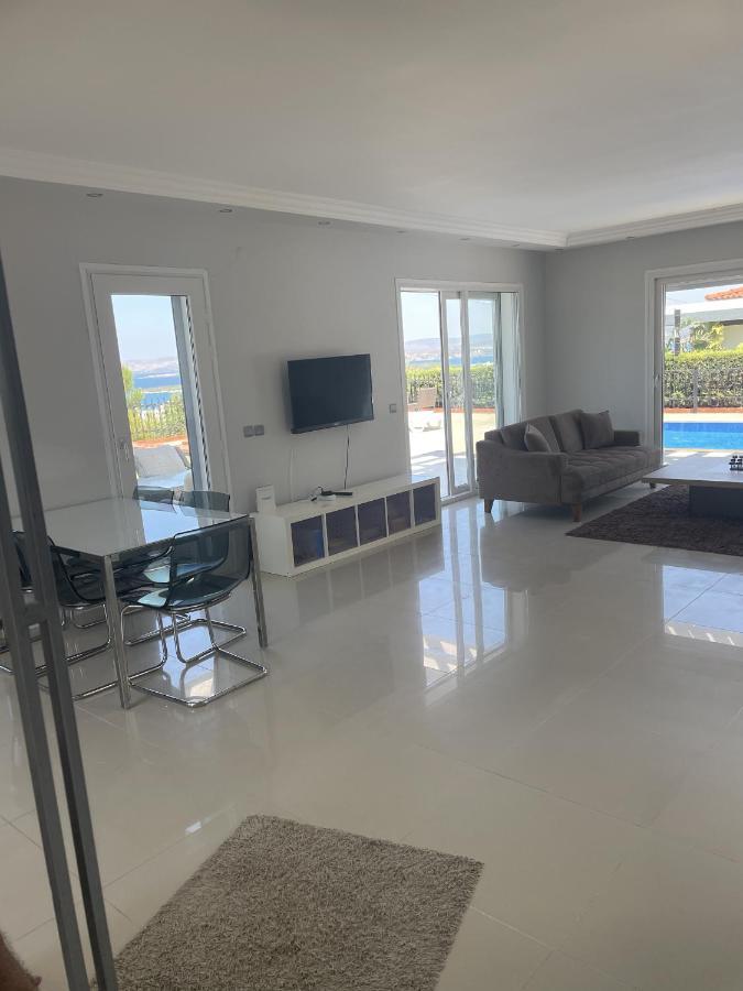 Luxury Villa With Amazing View, Çeşme Εξωτερικό φωτογραφία